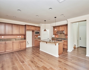 2793 E Pacific Court - Photo Thumbnail 8