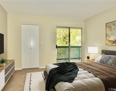 448 N Bellflower Boulevard - Photo Thumbnail 9