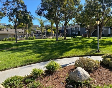 19057 Rockwood Drive - Photo Thumbnail 11