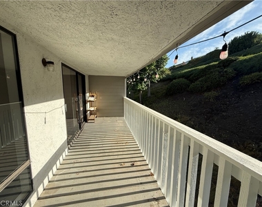 520 S Ranch View Circle - Photo Thumbnail 13