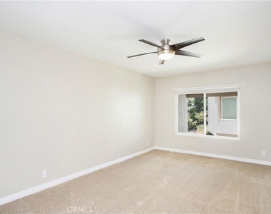 350 Mountain Court - Photo Thumbnail 9