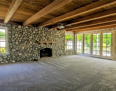 460 S Bridge View - Photo Thumbnail 3