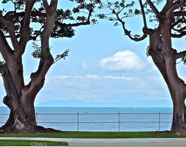 1724 E 1st - Photo Thumbnail 20