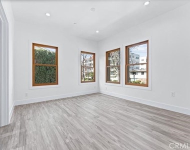 2230 E First Street - Photo Thumbnail 20