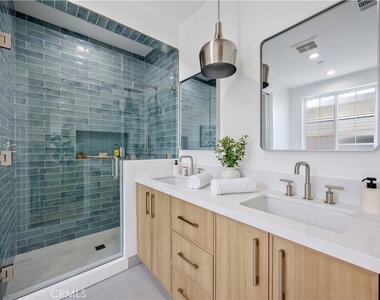 2420 Ives Lane - Photo Thumbnail 20