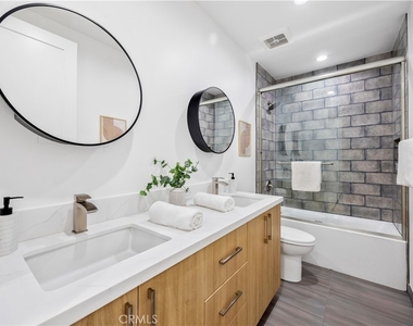 2420 Ives Lane - Photo Thumbnail 27