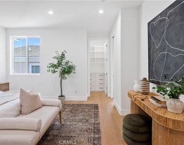 2420 Ives Lane - Photo Thumbnail 18