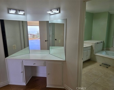 6759 Alta Vista Drive - Photo Thumbnail 12