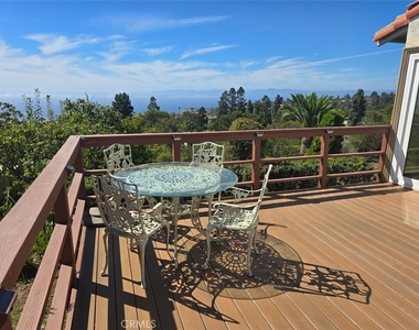 6759 Alta Vista Drive - Photo Thumbnail 7