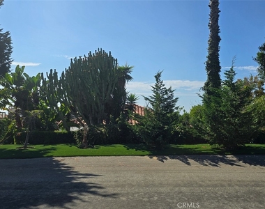 6759 Alta Vista Drive - Photo Thumbnail 39