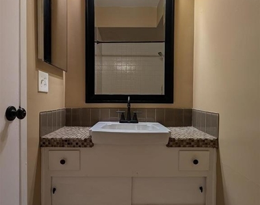 5832 Stadium Street - Photo Thumbnail 18
