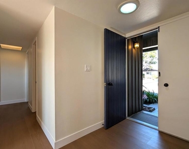 5832 Stadium Street - Photo Thumbnail 2