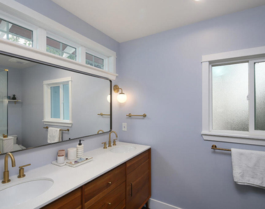 225 Atchison Street - Photo Thumbnail 15