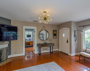 225 Atchison Street - Photo Thumbnail 2