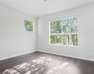 5415 Marine Avenue - Photo Thumbnail 7