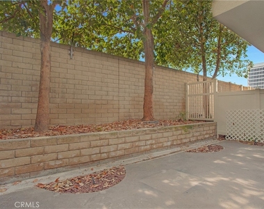 5415 Marine Avenue - Photo Thumbnail 3