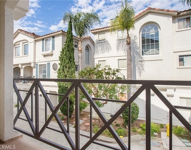 5415 Marine Avenue - Photo Thumbnail 2