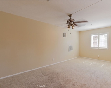 32 Garrison Loop - Photo Thumbnail 14
