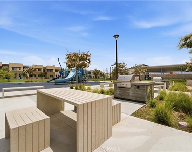 3247 E. Moonstone Drive - Photo Thumbnail 34