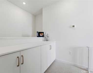 3247 E. Moonstone Drive - Photo Thumbnail 27