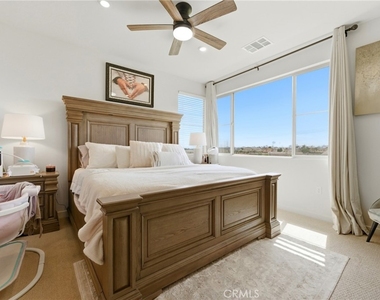 3247 E. Moonstone Drive - Photo Thumbnail 14