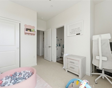3247 E. Moonstone Drive - Photo Thumbnail 22