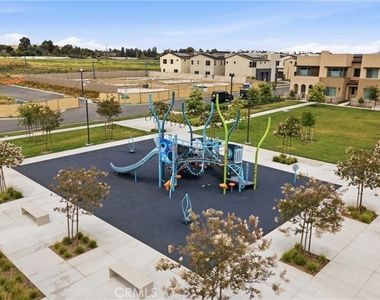 3247 E. Moonstone Drive - Photo Thumbnail 38