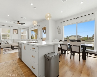 3247 E. Moonstone Drive - Photo Thumbnail 4
