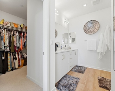 3247 E. Moonstone Drive - Photo Thumbnail 17