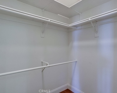 1327 Abelia - Photo Thumbnail 15