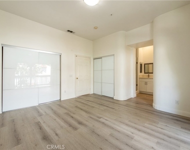 12647 Trent Jones Lane - Photo Thumbnail 9