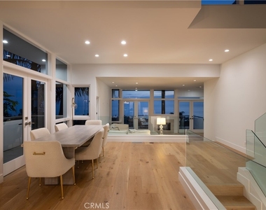 1061 Skyline - Photo Thumbnail 13