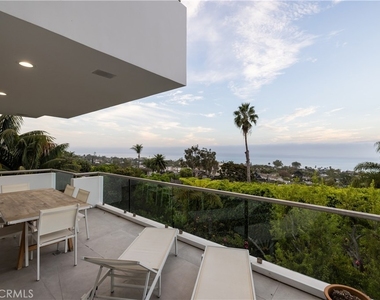 1061 Skyline - Photo Thumbnail 41
