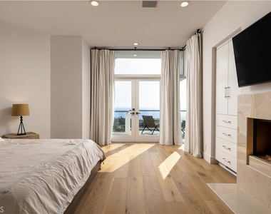 1061 Skyline - Photo Thumbnail 19