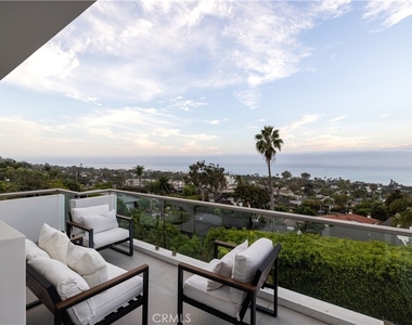 1061 Skyline - Photo Thumbnail 36