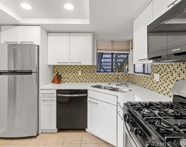 28101 Montecito - Photo Thumbnail 11