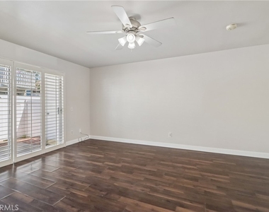 73 Bentwood Lane - Photo Thumbnail 9