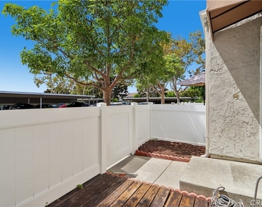 73 Bentwood Lane - Photo Thumbnail 5