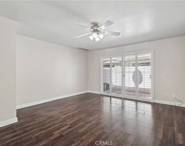 73 Bentwood Lane - Photo Thumbnail 10