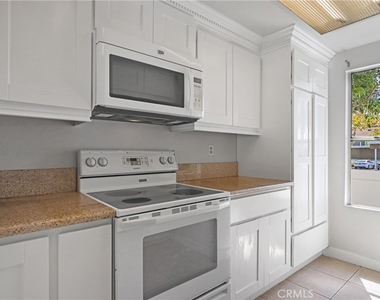 73 Bentwood Lane - Photo Thumbnail 32