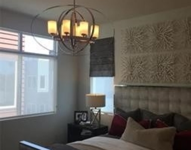 826 Brickyard - Photo Thumbnail 11
