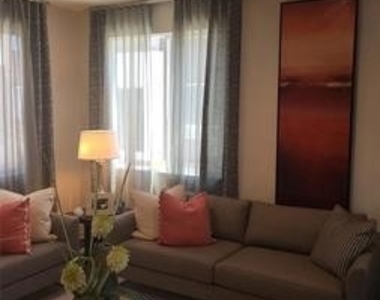 826 Brickyard - Photo Thumbnail 14