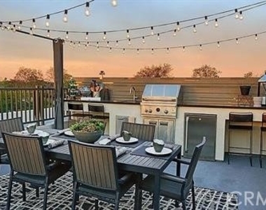 826 Brickyard - Photo Thumbnail 2