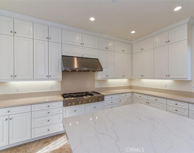 5627 Heritage Oak Dr - Photo Thumbnail 11