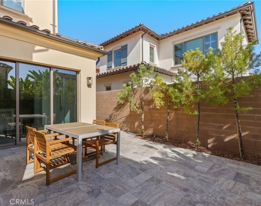 148 Villa Rdg - Photo Thumbnail 29