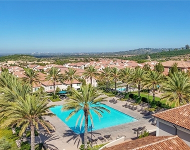 148 Villa Rdg - Photo Thumbnail 34