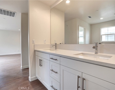 2248 Autumn Court - Photo Thumbnail 15