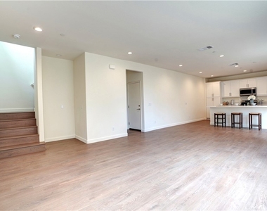 2248 Autumn Court - Photo Thumbnail 21