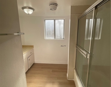 2672 Milton Avenue - Photo Thumbnail 21