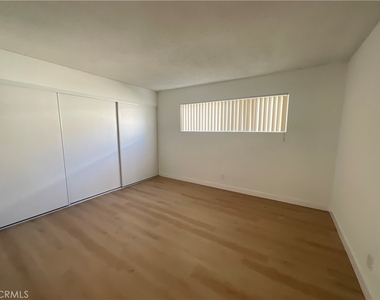 2672 Milton Avenue - Photo Thumbnail 18